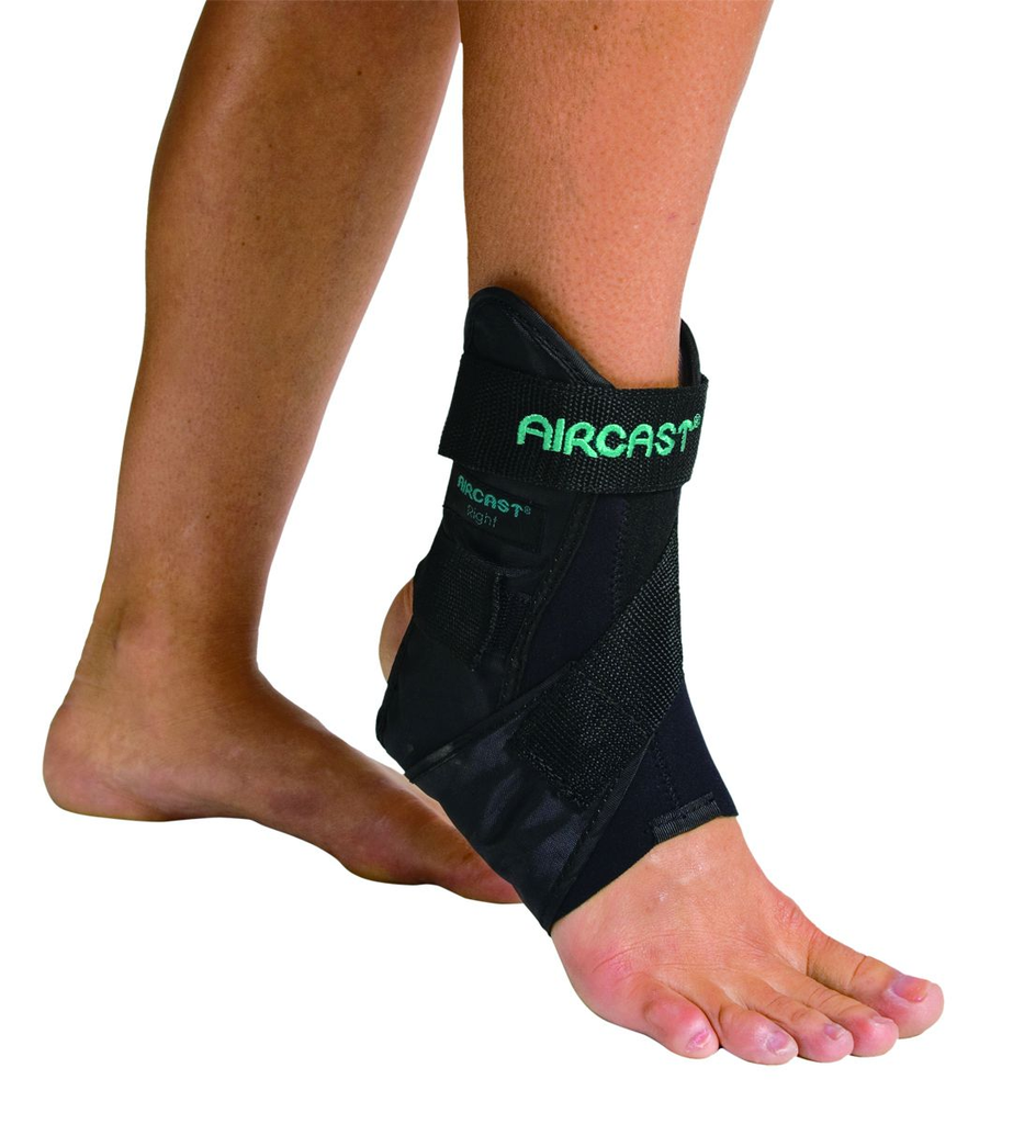 Aircast Airsport Ankle Brace , Right