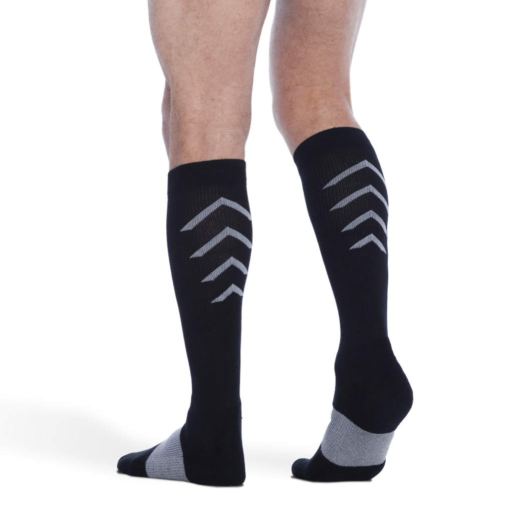 SIGVARIS Athletic Recovery Socks for Men & Women Series 401